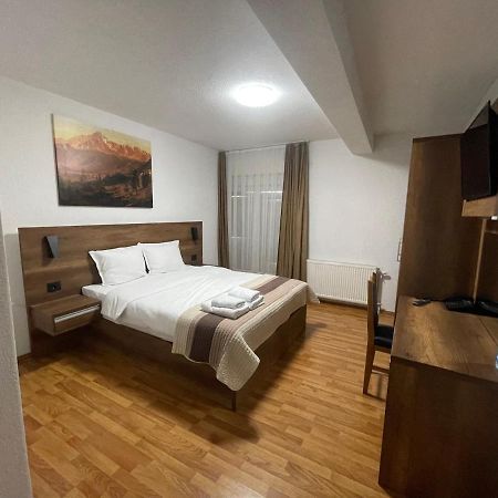 Bici Resort Dobrosin Ngoại thất bức ảnh